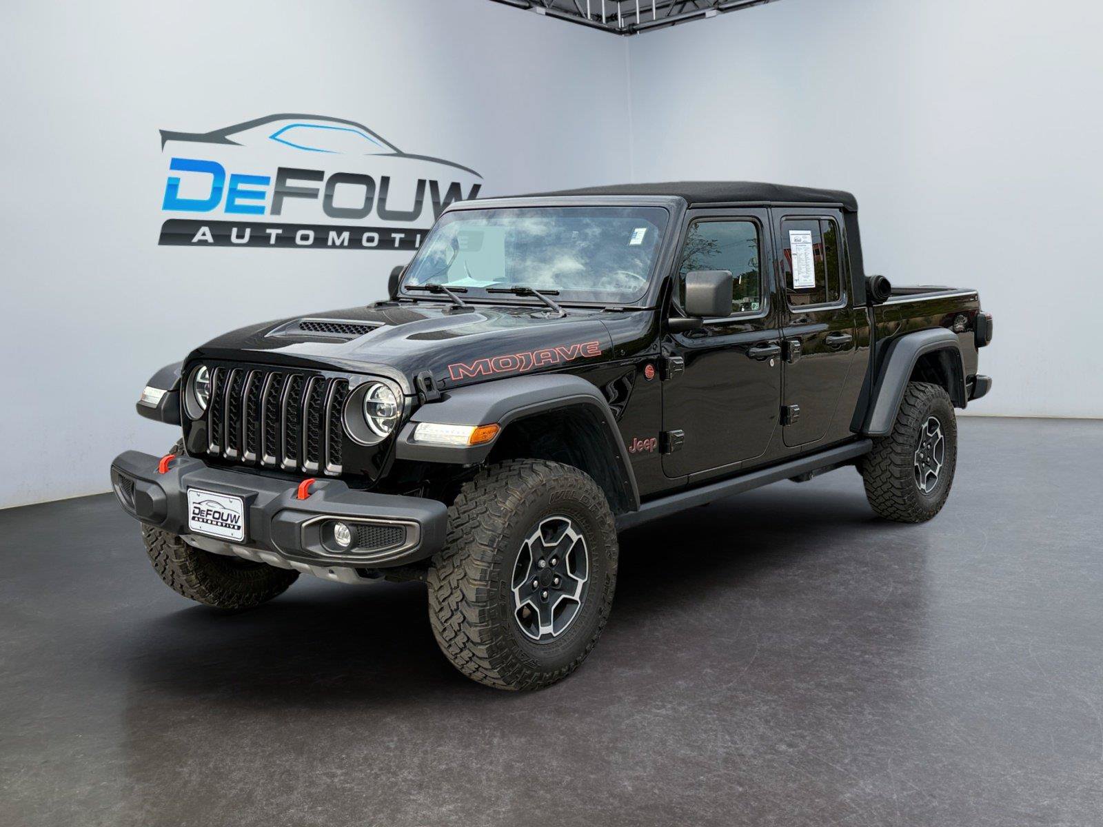 Used 2022 Jeep Gladiator Mojave w/ Dual Top Group AWD/4WD image 7