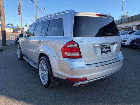 Used 2012 Mercedes-Benz GL 450 4MATIC image 3