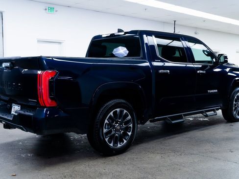 Used 2025 Toyota Tundra Limited AWD/4WD image 6