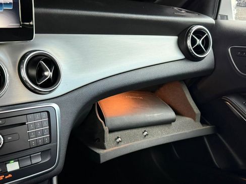 Used 2017 Mercedes-Benz GLA 250 image 57