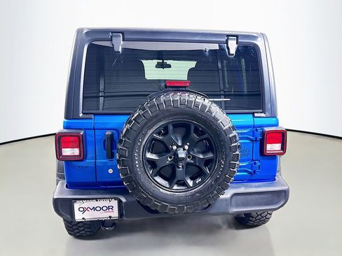 Used 2022 Jeep Wrangler Unlimited Sport AWD/4WD image 6