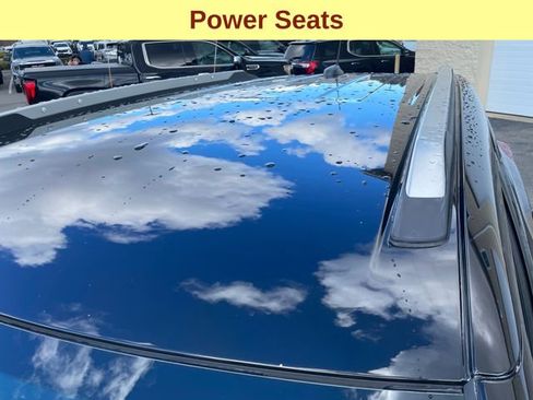 Used 2022 Chevrolet TrailBlazer LT w/ Convenience Package image 9