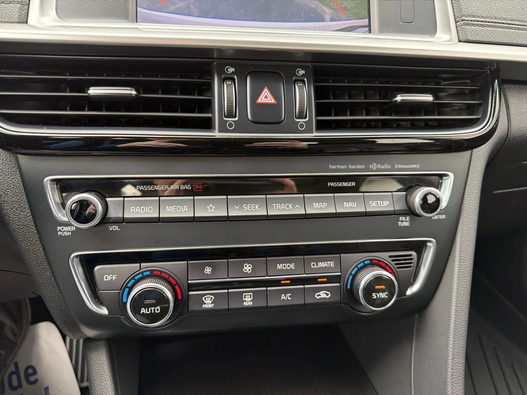 Used 2020 Kia Optima Premium FWD image 26