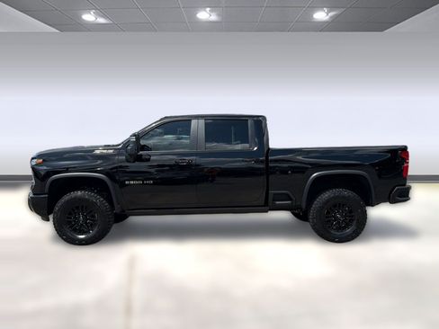 Certified 2026 Chevrolet Silverado 2500 ZR2 AWD/4WD image 2