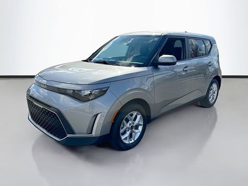 Used 2024 Kia Soul LX w/ Option Group 015 image 3