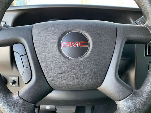 Used 2025 GMC Savana 3500 LT w/ LT Preferred Equipment Group image 27