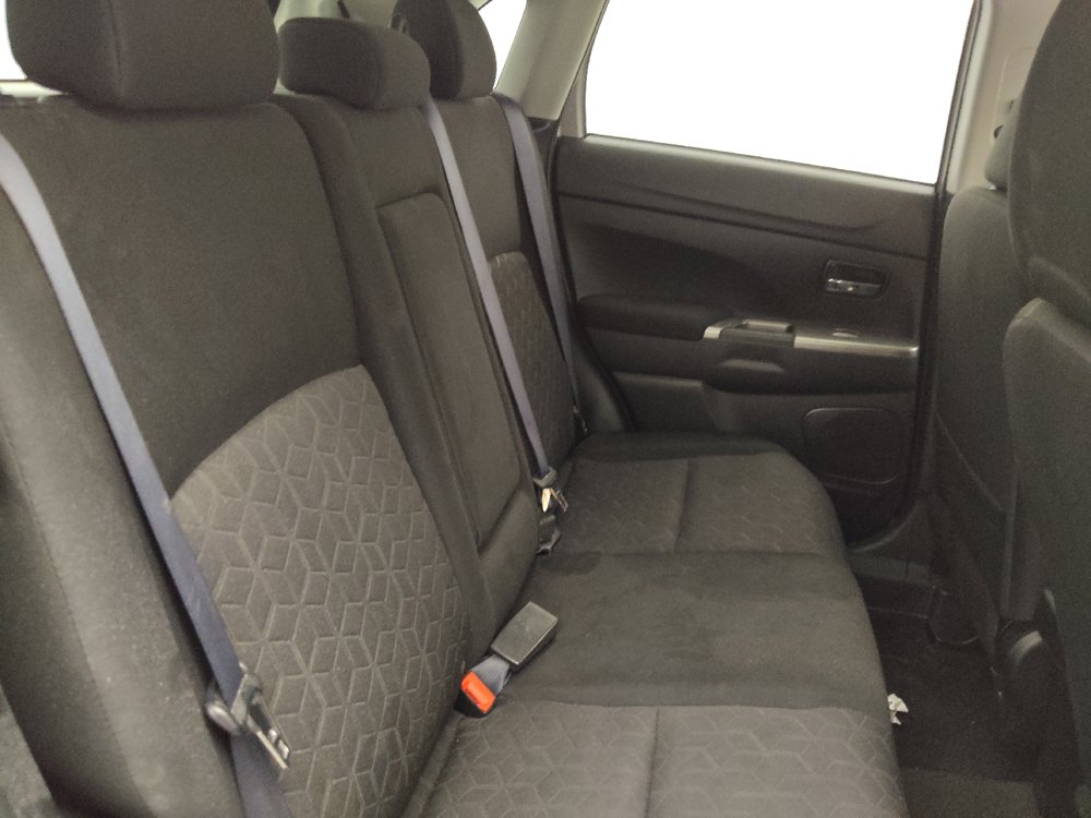 Used 2021 Mitsubishi Outlander Sport SE FWD image 19