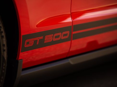 Used 2012 Ford Mustang Shelby GT500 RWD image 5
