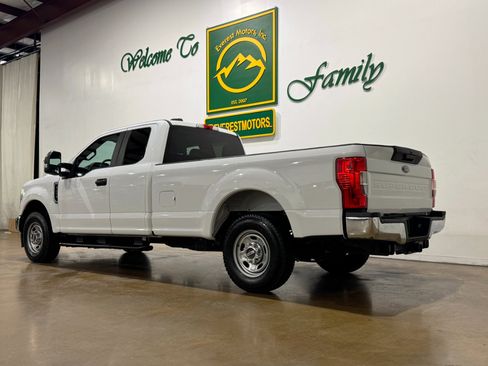 Used 2020 Ford F250 XL w/ Power Equipment Group image 6