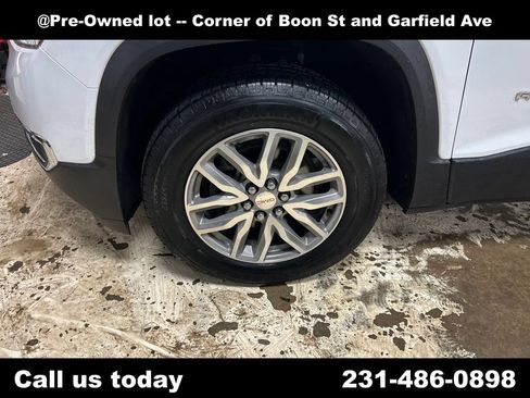 Used 2019 GMC Acadia SLE w/ Driver Alert Package I AWD/4WD image 11