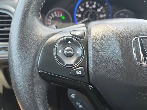 Used 2019 Honda HR-V Sport image 19