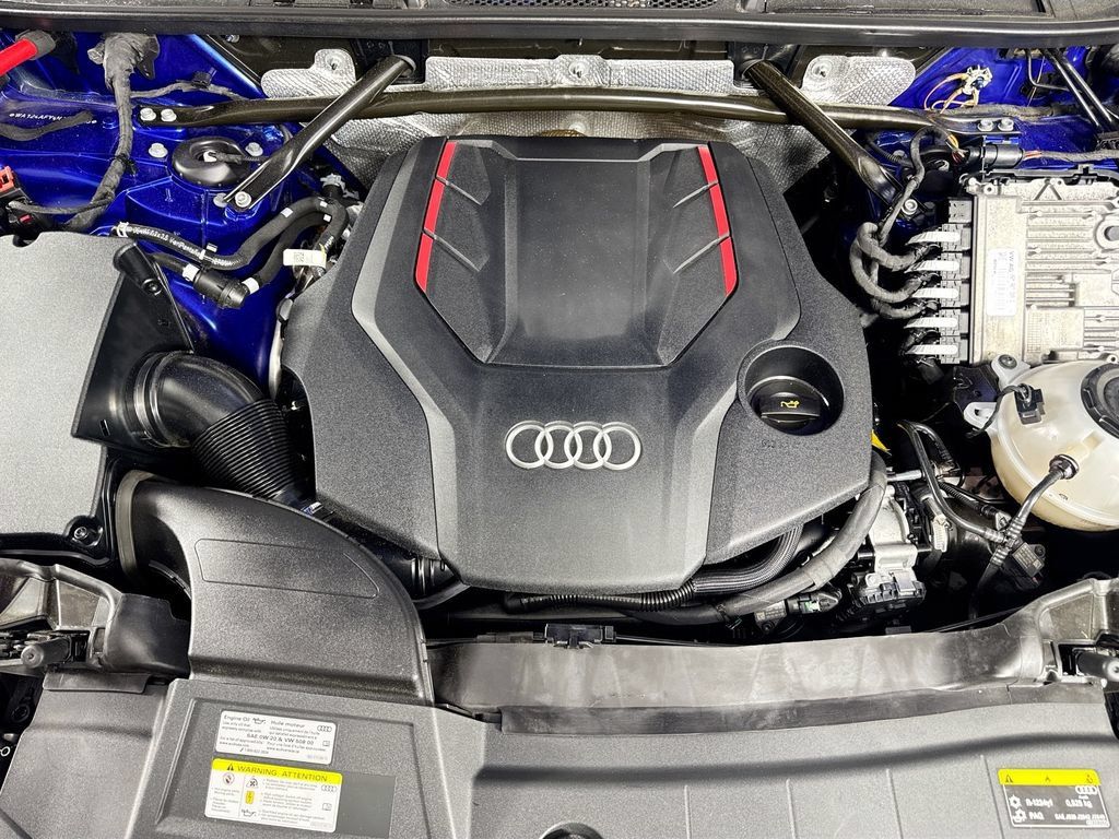 Used 2022 Audi SQ5 Premium Plus w/ Premium Plus Package AWD/4WD image 39