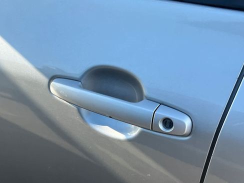 Used 2010 Toyota Corolla LE FWD image 7