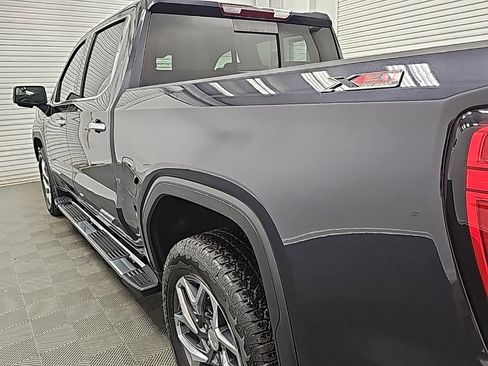 Used 2023 GMC Sierra 1500 SLT w/ SLT Premium Package image 6