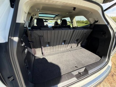 Used 2020 Subaru Ascent Premium w/ Sport Package AWD/4WD image 21