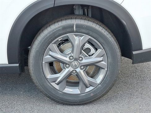 New 2026 Honda HR-V LX image 5