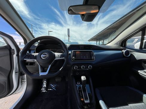 Used 2025 Nissan Versa SV FWD image 32