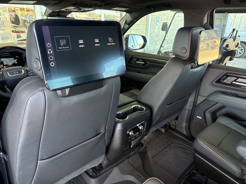 New 2026 GMC Yukon AT4 w/ AT4 Premium Plus Package image 14