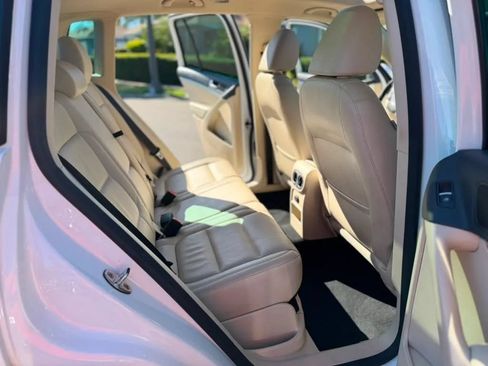 Used 2012 Volkswagen Tiguan S FWD image 11