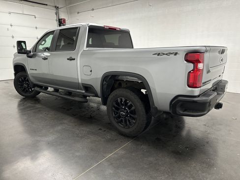 Used 2026 Chevrolet Silverado 2500 Custom w/ Custom Value Package AWD/4WD image 9
