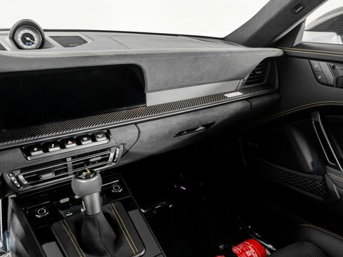 Used 2024 Porsche 911 GT3 RS image 41