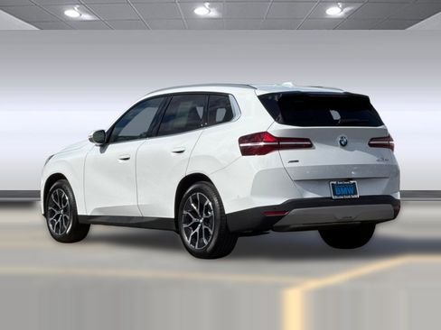 Used 2025 BMW X3 xDrive30i w/ Convenience Package AWD/4WD image 3