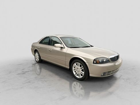 Used 2003 Lincoln LS RWD image 9