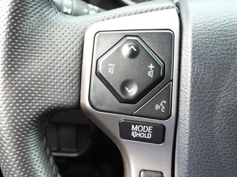 Used 2020 Toyota Tacoma SR5 image 65