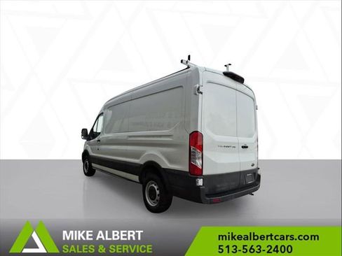 Used 2023 Ford Transit 250 Medium Roof w/ Load Area Protection Package image 5