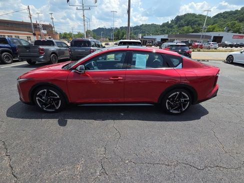 Used 2026 Kia K4 GT-Line w/ GT-Line Premium Package FWD image 4