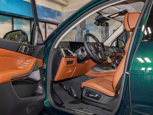 New 2026 BMW ALPINA XB7 AWD/4WD image 13