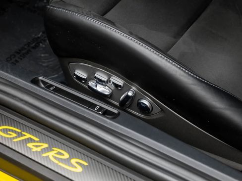 Used 2024 Porsche 718 Cayman GT4 RS image 24