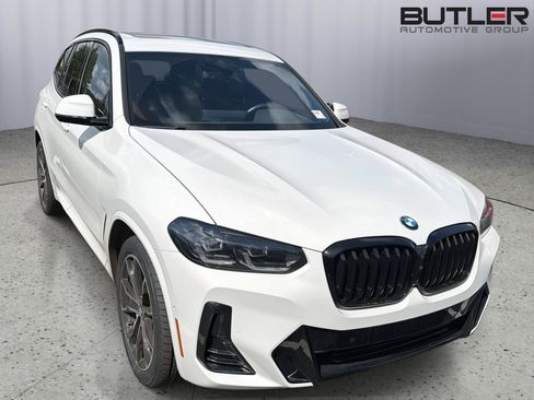 Used 2024 BMW X3 sDrive30i w/ Premium Package w/ZPA RWD image 4