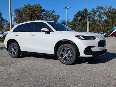 Used 2023 Honda HR-V EX-L image 2