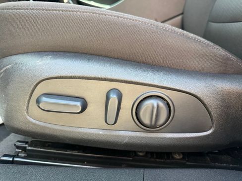 Used 2024 Chevrolet Malibu LT FWD image 15