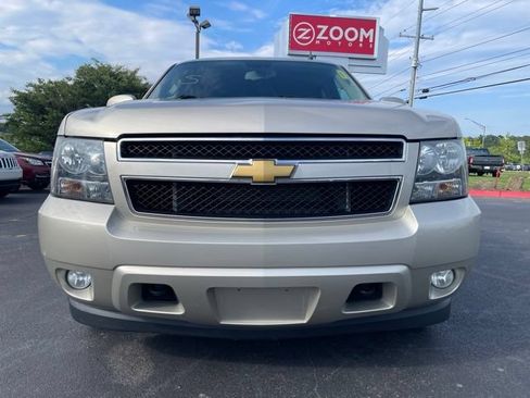 Used 2013 Chevrolet Tahoe LT AWD/4WD image 3