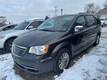 Used 2015 Chrysler Town & Country Touring-L w/ Driver Convenience Group
