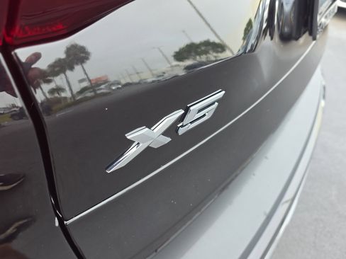 Used 2021 BMW X5 sDrive40i w/ Premium Package image 5