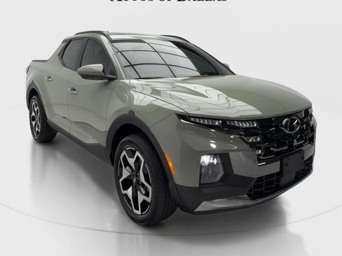 Used 2024 Hyundai Santa Cruz Limited AWD/4WD image 2
