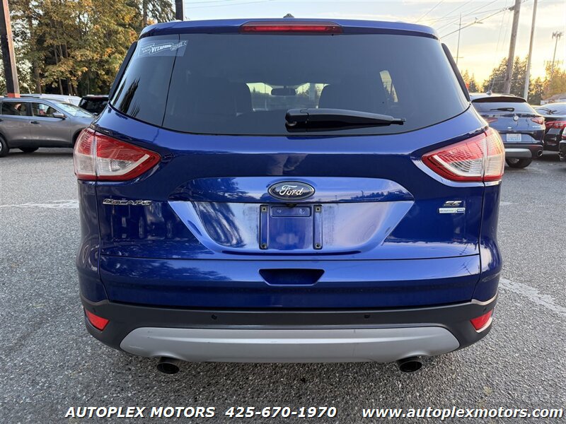 Used 2016 Ford Escape SE w/ Equipment Group 201A AWD/4WD image 8