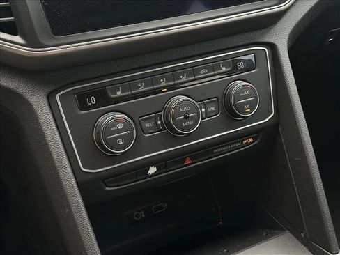 Used 2019 Volkswagen Atlas SE FWD image 15