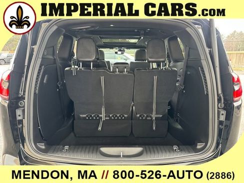 New 2026 Chrysler Pacifica Select FWD image 11