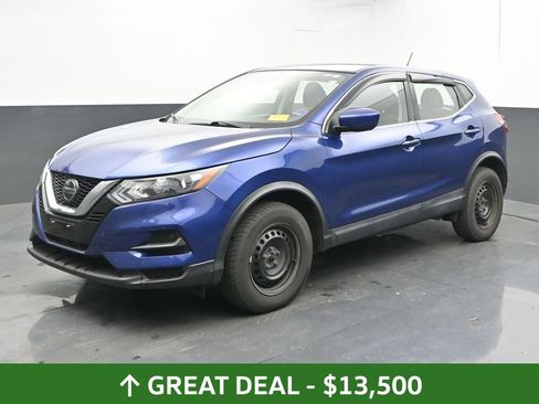 Used 2020 Nissan Rogue Sport S image 7