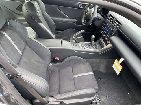 New 2026 Toyota GR86 Premium image 5