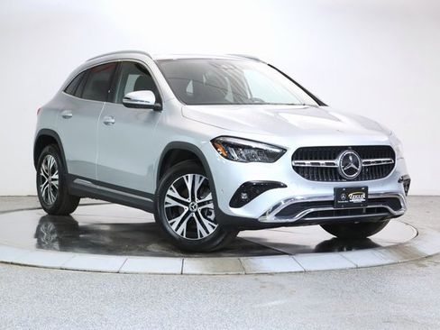 Certified 2025 Mercedes-Benz GLA 250 4MATIC image 1