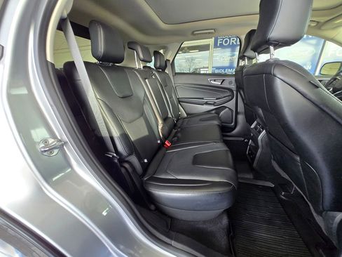 Used 2022 Ford Edge Titanium w/ Equipment Group 301A image 22