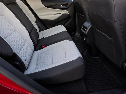 Used 2019 Chevrolet Equinox LT FWD image 39