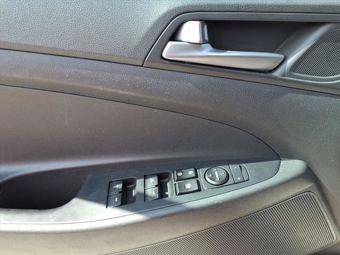 Used 2016 Hyundai Tucson Sport image 15