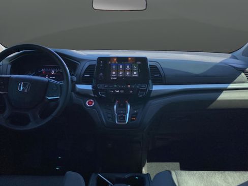 Used 2018 Honda Odyssey EX image 11