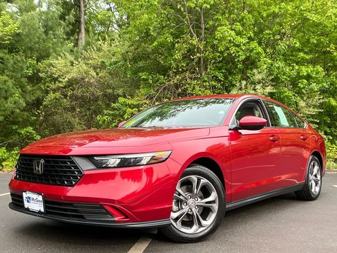 Used 2024 Honda Accord EX image 1